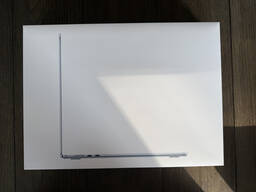 Apple MacBook Air 15 אינץ' (M5, צבע Midnight)