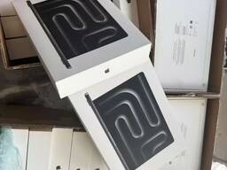 Apple MacBook Pro 16 (M5 Max, שחור-חלל)