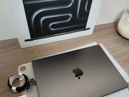 Apple MacBook Pro 16 (M5 Max, שחור-חלל)