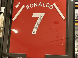 Autograph C. Ronaldo