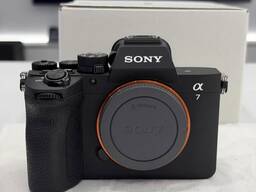 מצלמת Sony a7 V ללא מראה
